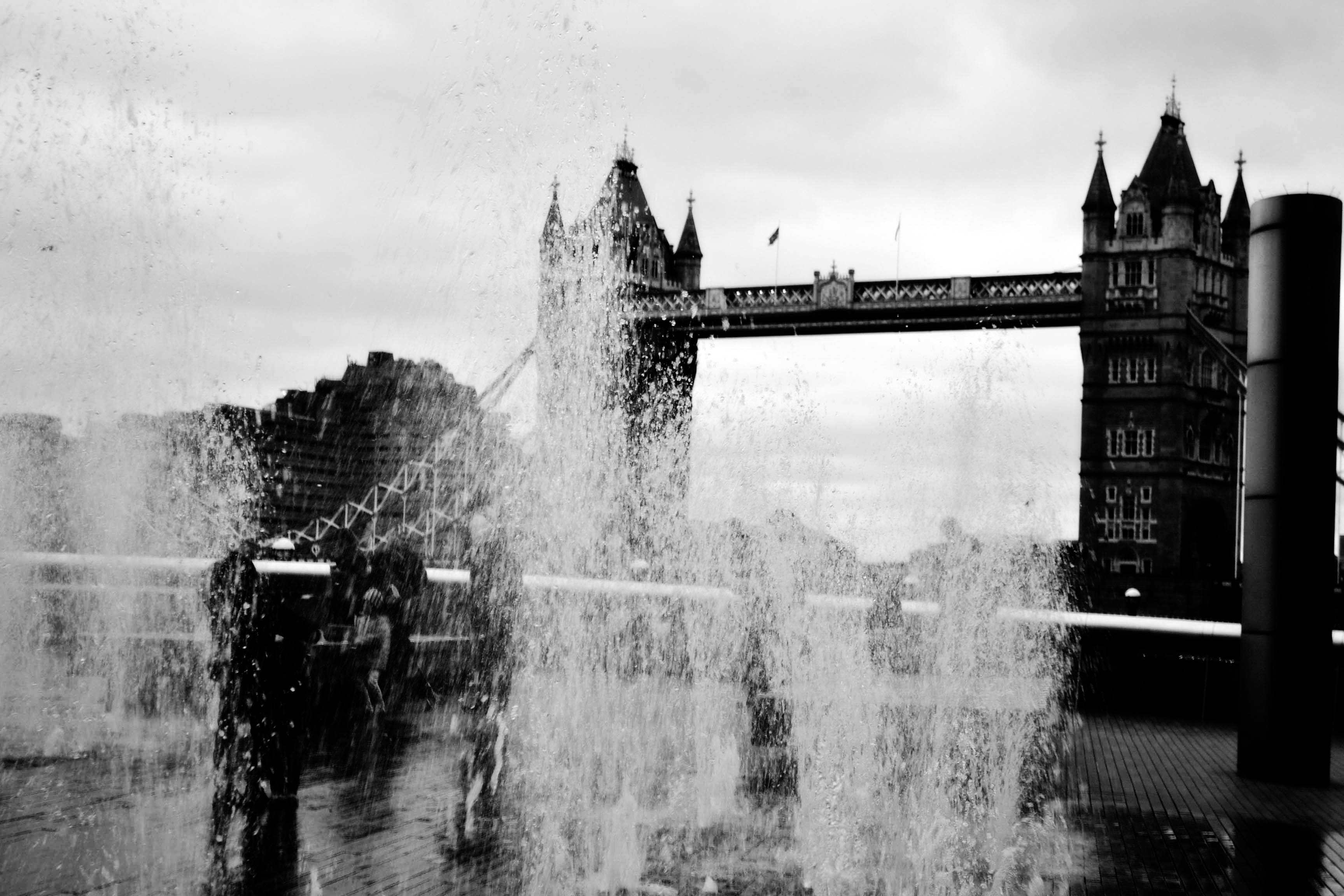 London 4 � Unknown Medium (Dimensions N/A)